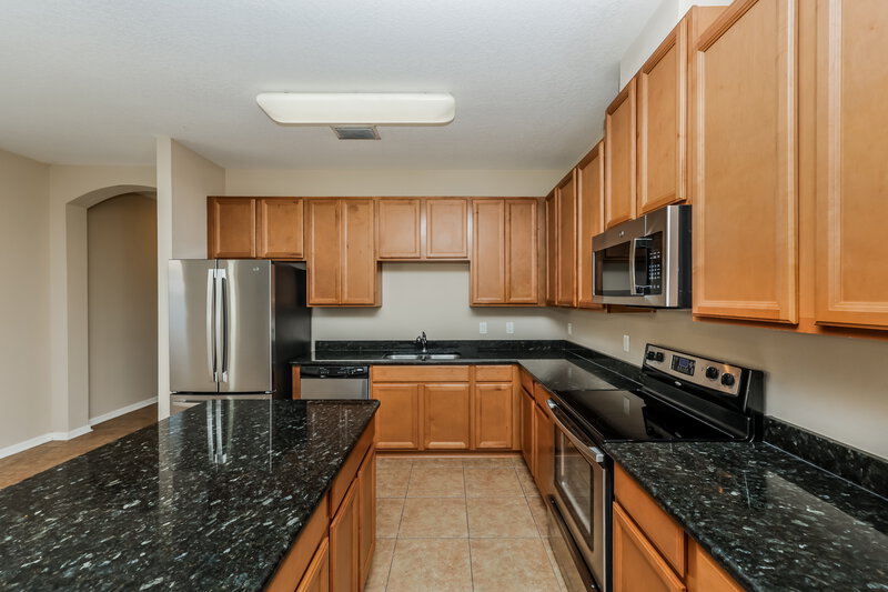 2,240/Mo, 9026 41st St E Parrish, FL 34219 Kitchen View 2