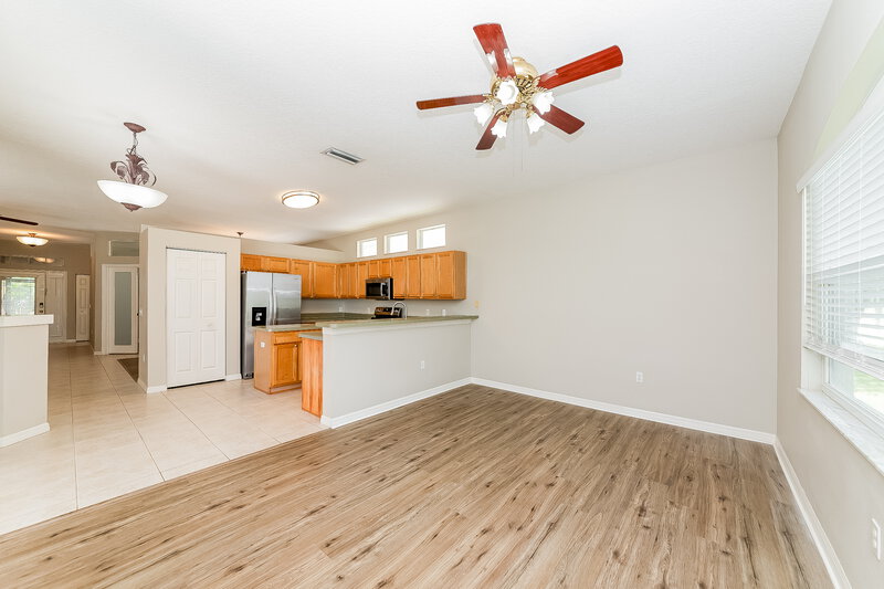 2,505/Mo, 1252 Millbrook Cir Bradenton, FL 34212 Living Room View