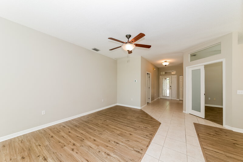 2,505/Mo, 1252 Millbrook Cir Bradenton, FL 34212 Family Room View