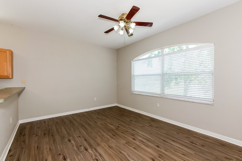 2,555/Mo, 1252 Millbrook Cir Bradenton, FL 34212 Main Bedroom View 2