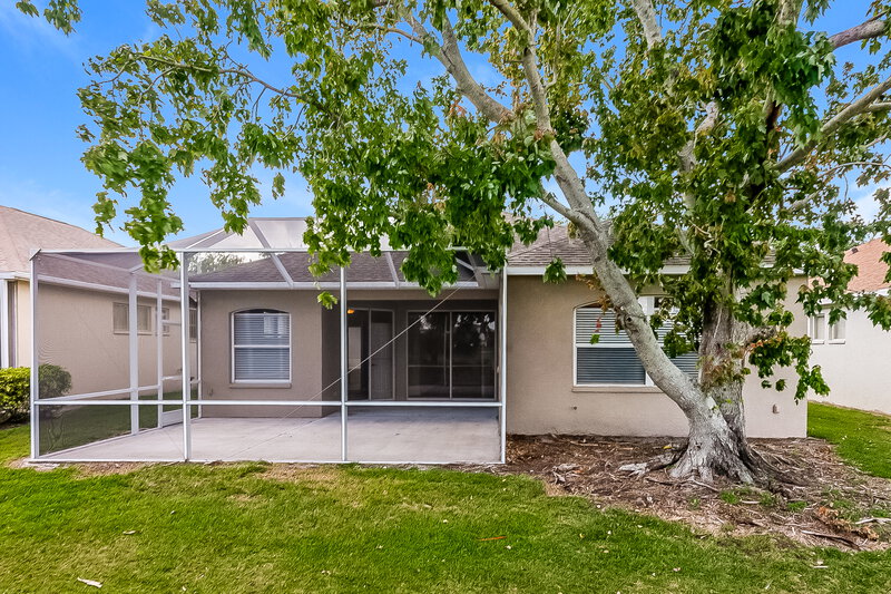 2,555/Mo, 1252 Millbrook Cir Bradenton, FL 34212 Rear View