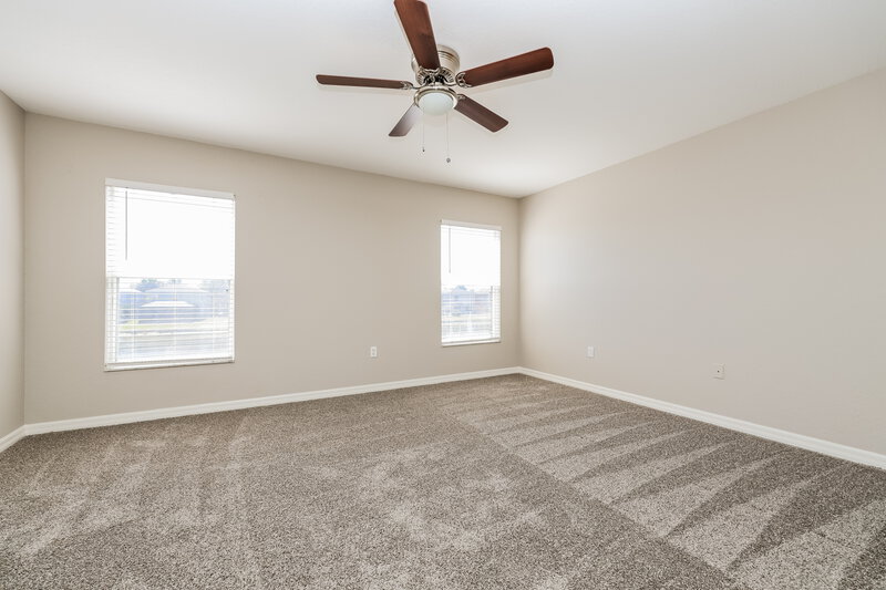 2,485/Mo, 7032 Chatum Light Run Bradenton, FL 34212 Main Bedroom View