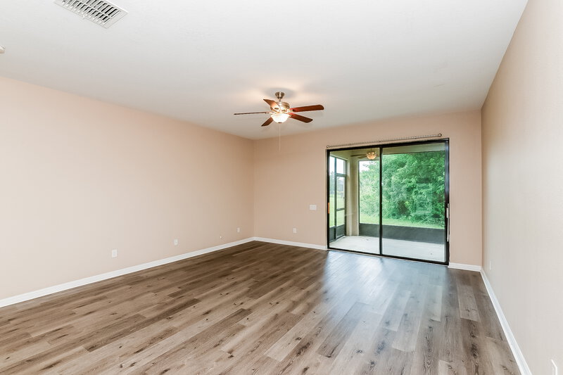 2,320/Mo, 10716 55th Ct E Parrish, FL 34219 Living Room View 2
