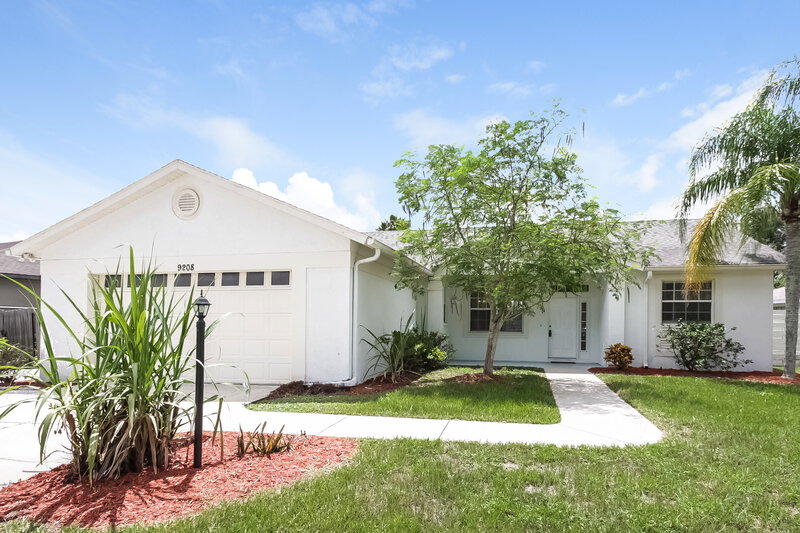 1,760/Mo, 9208 69th Ave E Palmetto, FL 34221 External View