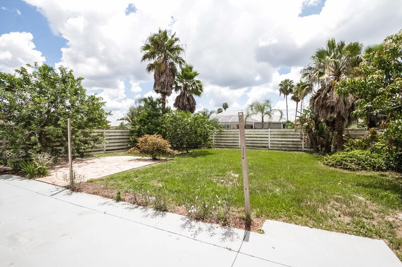 1,760/Mo, 9208 69th Ave E Palmetto, FL 34221 Exterlarge View