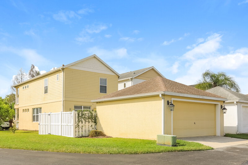 2,480/Mo, 4924 Forest Creek Trl Parrish, FL 34219 Rear View 2