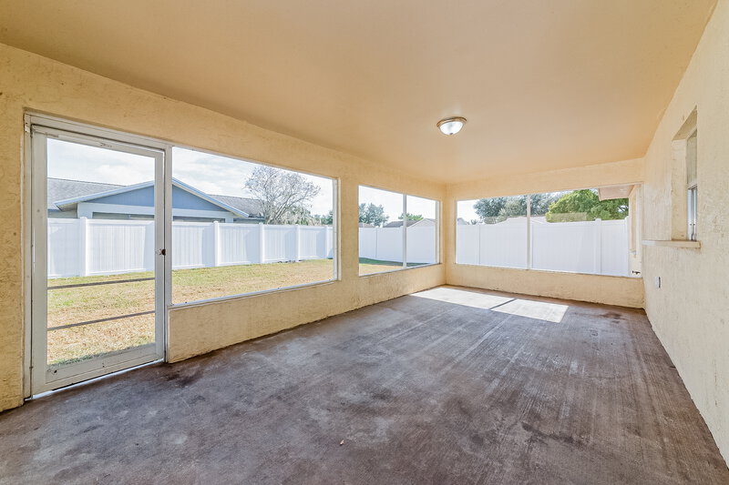 1,955/Mo, 5102 25th Avenue Dr E Palmetto, FL 34221 Sun Room View