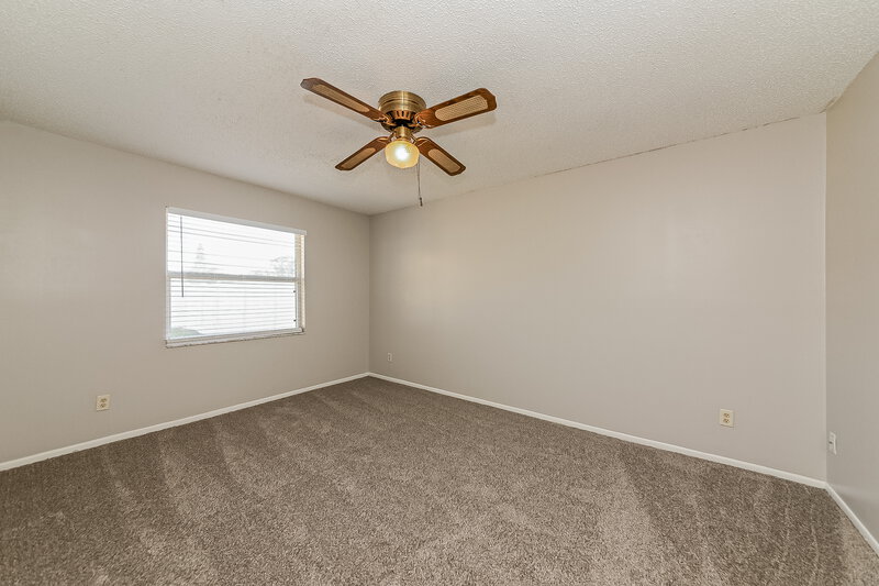 1,955/Mo, 5102 25th Avenue Dr E Palmetto, FL 34221 Bedroom View