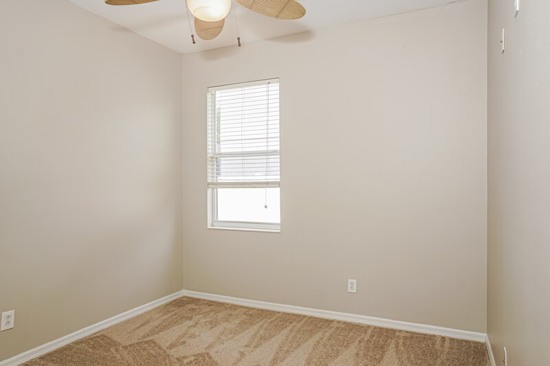 2,480/Mo, 1792 Old Summerwood Blvd Sarasota, FL 34232 Bedroom View 2