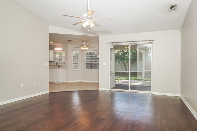 2,425/Mo, 4638 Breezy Pines Blvd Sarasota, FL 34232 Living Room View