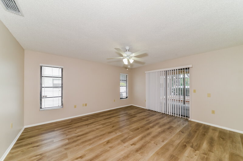2,790/Mo, 5453 Colonial Oaks Blvd Sarasota, FL 34232 Main Bedroom View