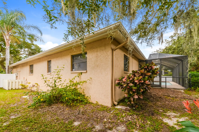 2,790/Mo, 5453 Colonial Oaks Blvd Sarasota, FL 34232 Rear View
