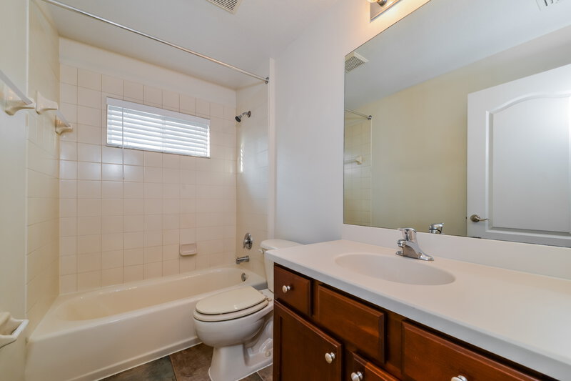 2,490/Mo, 6240 French Creek Ct Ellenton, FL 34222 Bathroom View 2