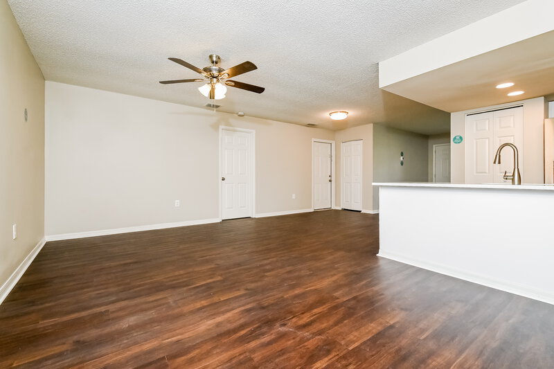 2,350/Mo, 4183 Lancaster Dr Sarasota, FL 34241 Dining Room View 2