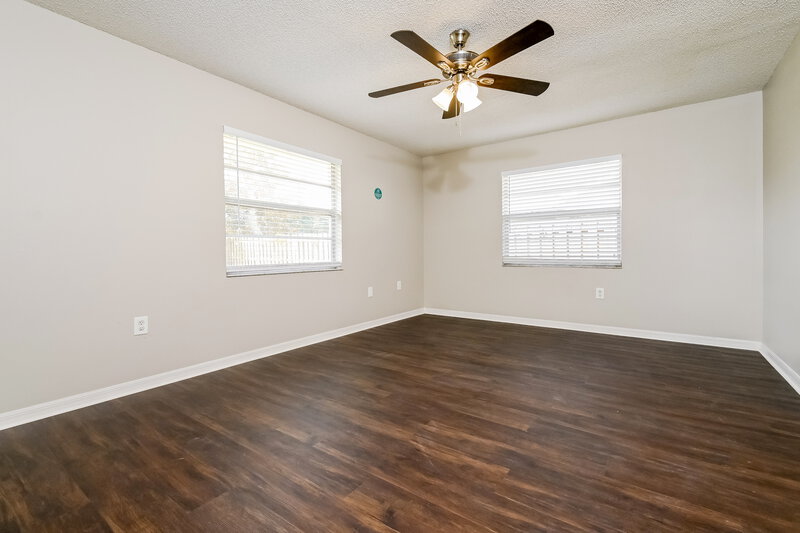 2,350/Mo, 4183 Lancaster Dr Sarasota, FL 34241 Main Bedroom View