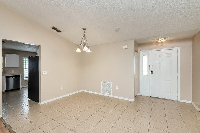 2,095/Mo, 4208 76th Dr E Sarasota, FL 34243 Dining Room View
