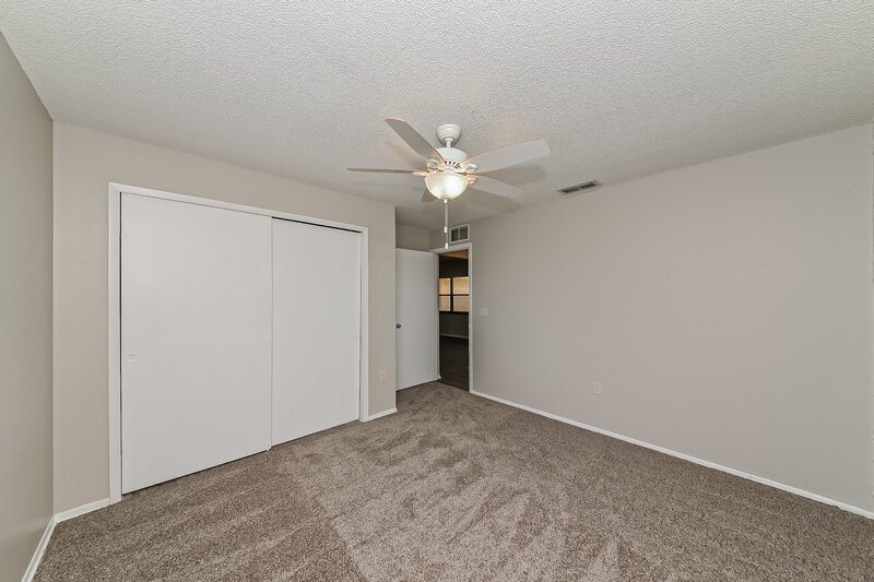 2,340/Mo, 4249 Lancaster Dr Sarasota, FL 34241 Bedroom View 2