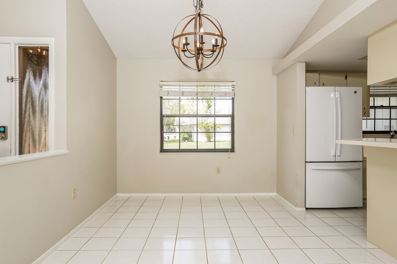 0/Mo, 2479 Wood Oak Dr Sarasota, FL 34232 Misc View 3