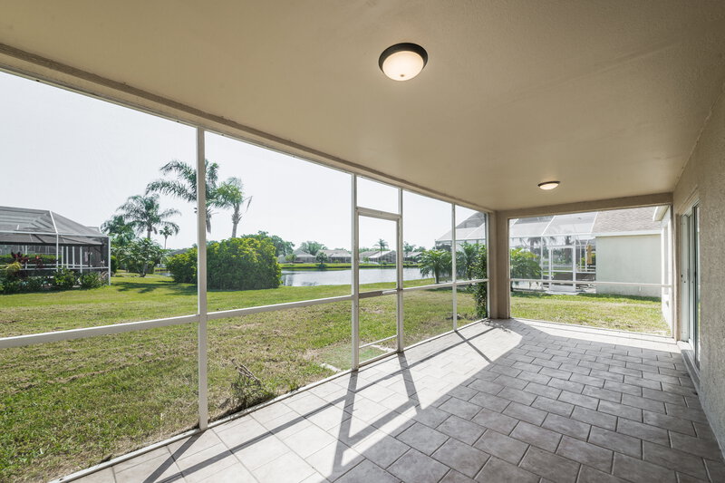 2,360/Mo, 4505 Sanibel Way Bradenton, FL 34203 Sun Room View