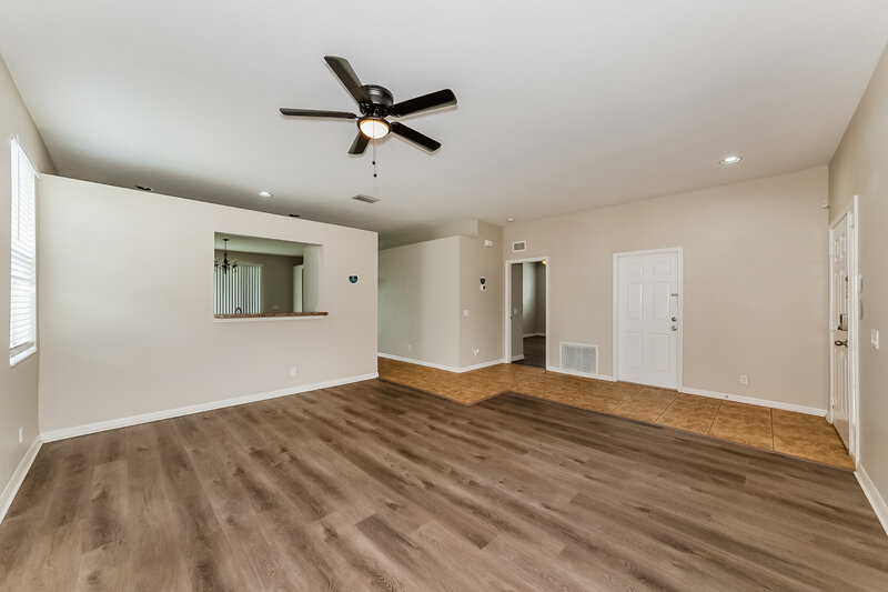 3,130/Mo, 4246 Day Bridge Pl Ellenton, FL 34222 Living Room View 2