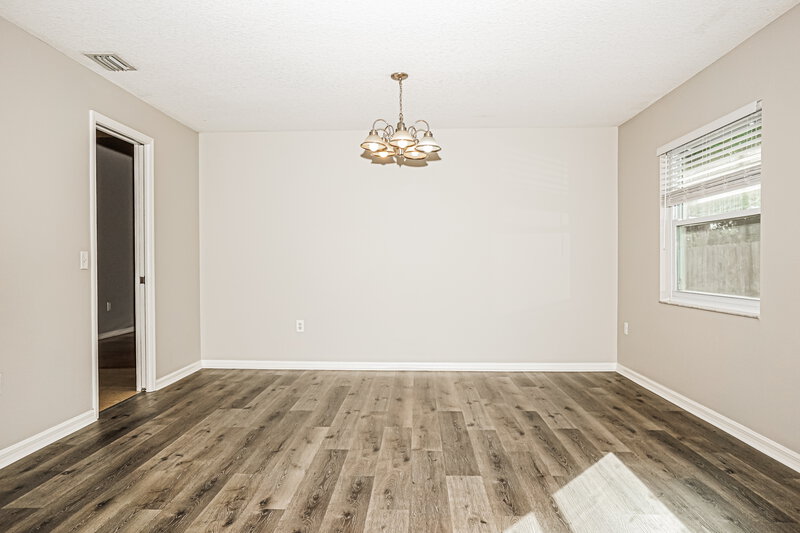 2,305/Mo, 4652 Ardale St Sarasota, FL 34232 Dining Room View