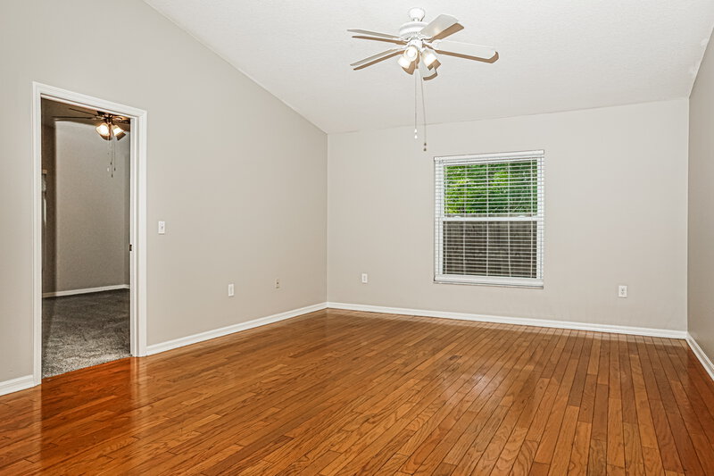 2,305/Mo, 4652 Ardale St Sarasota, FL 34232 Family Room View