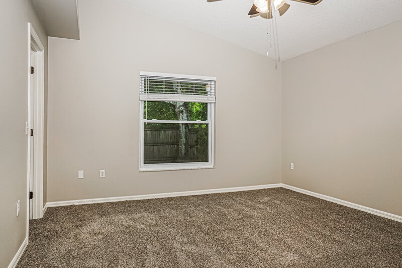 2,305/Mo, 4652 Ardale St Sarasota, FL 34232 Main Bedroom View 2