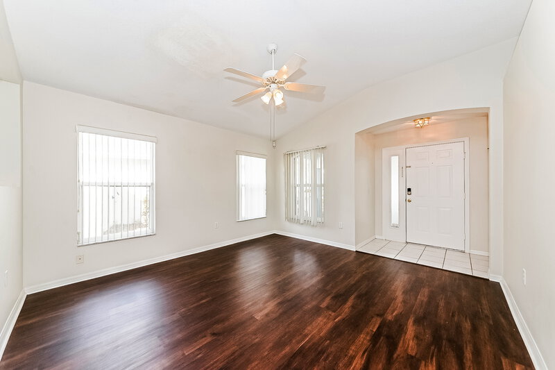 2,495/Mo, 12006 Popash Gln Lakewood Ranch, FL 34202 Family Room View