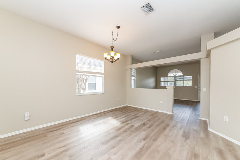 0/Mo, 6210 Blackberry Ln Lakewood Ranch, FL 34202 Dining Room View