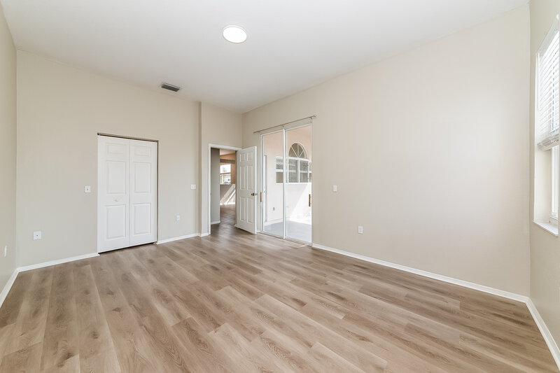 0/Mo, 6210 Blackberry Ln Lakewood Ranch, FL 34202 Main Bedroom View 2