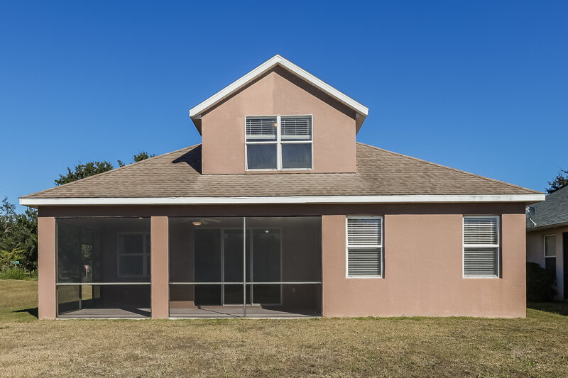 2,345/Mo, 12409 23rd St E Parrish, FL 34219 Rear View