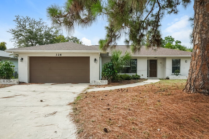 2,690/Mo, 326 Montgomery Ave Sarasota, FL 34243 External View