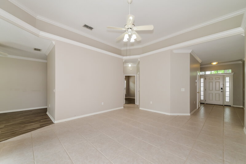 2,600/Mo, 11303 Blue Sage Pl Lakewood Ranch, FL 34202 Living Room View 2