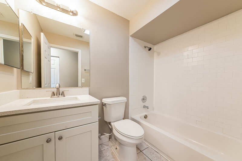 2,160/Mo, 3502 65th Avenue Cir E Sarasota, FL 34243 Bedroom View 3