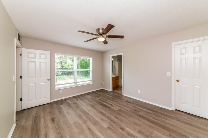 1,860/Mo, 4042 Banbury Cir Parrish, FL 34219 Main Bedroom View 2