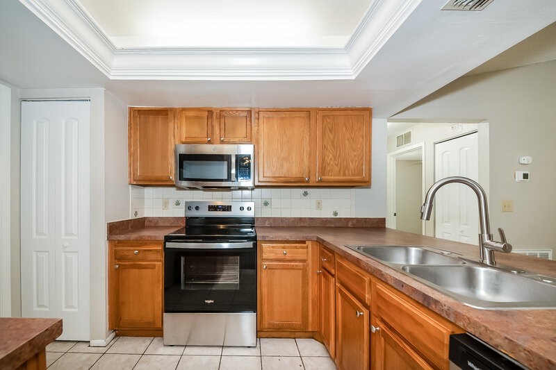 2,185/Mo, 6434 Carmella Way Sarasota, FL 34243 Kitchen View
