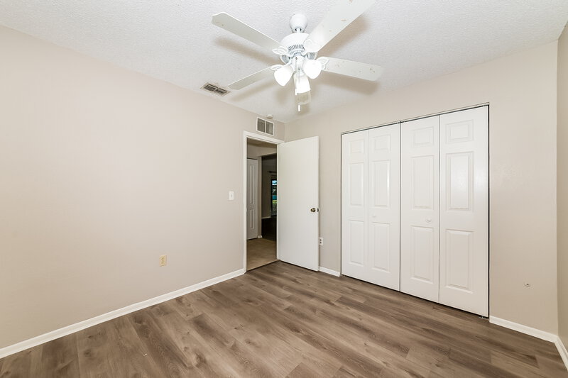 2,185/Mo, 6434 Carmella Way Sarasota, FL 34243 Bedroom View 3