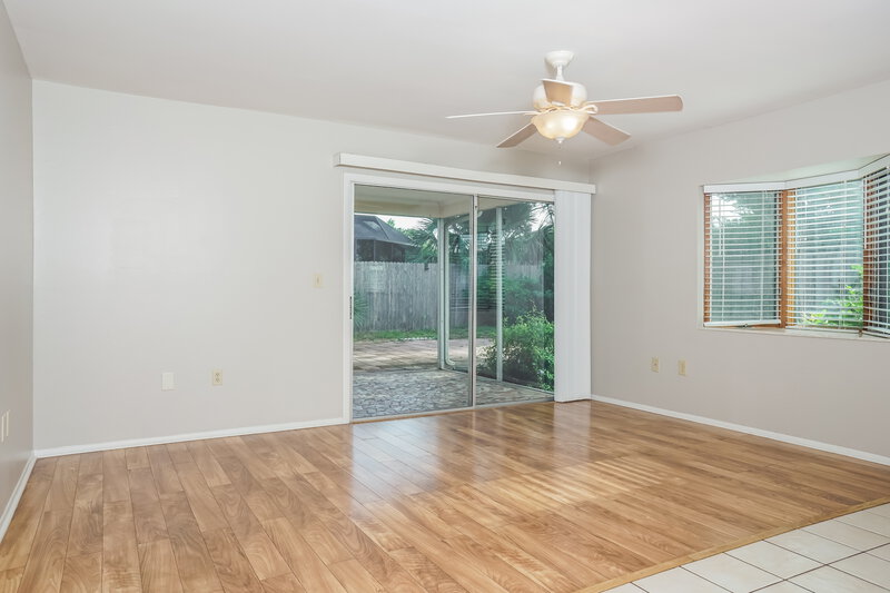 2,260/Mo, 3907 Lemonwood Dr Sarasota, FL 34232 Dining Room View