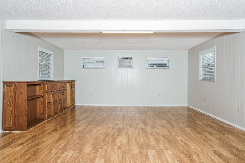 2,260/Mo, 3907 Lemonwood Dr Sarasota, FL 34232 Family Room View