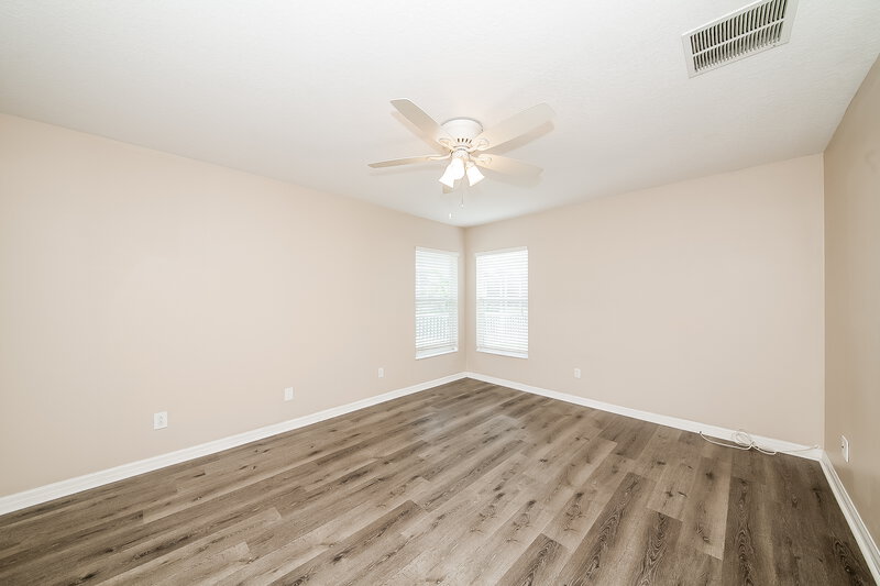 2,520/Mo, 15215 Searobbin Dr Lakewood Ranch, FL 34202 Main Bedroom View