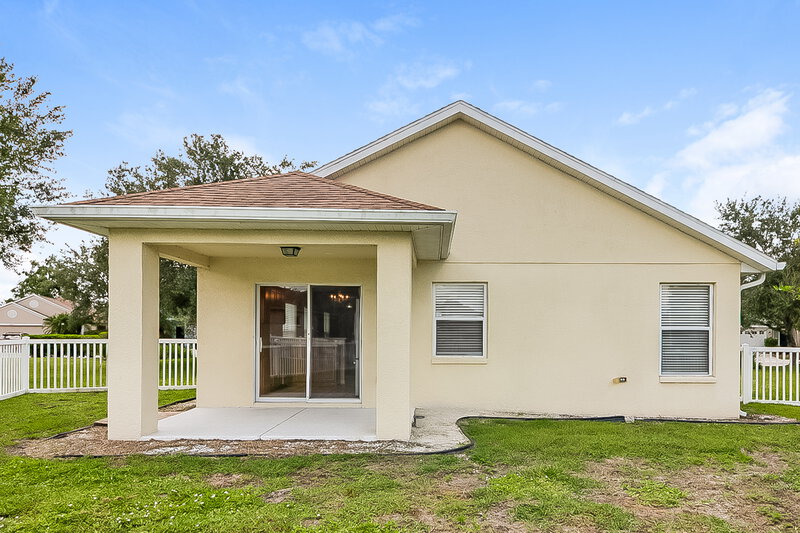2,520/Mo, 15215 Searobbin Dr Lakewood Ranch, FL 34202 Rear View