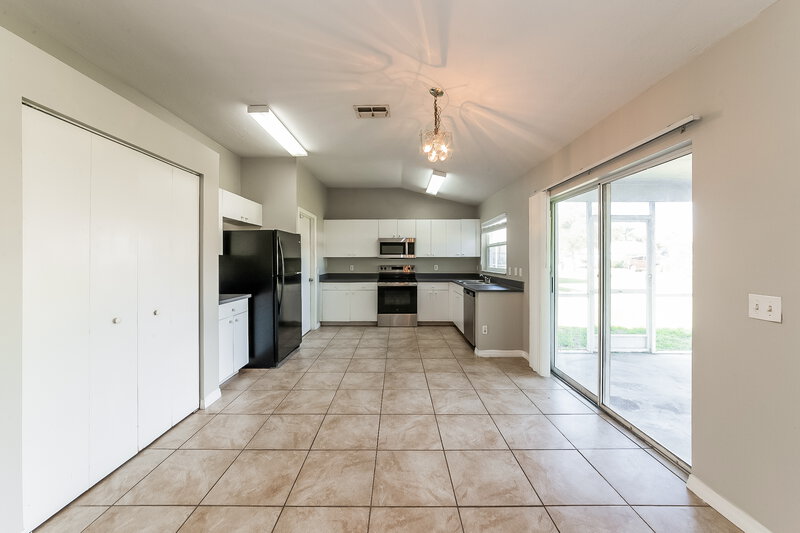 2,025/Mo, 6109 63rd Ave E Palmetto, FL 34221 Dining Room View