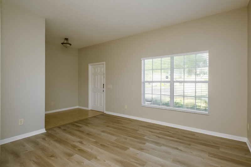 2,720/Mo, 9011 40th Ct E Parrish, FL 34219 Living Room View