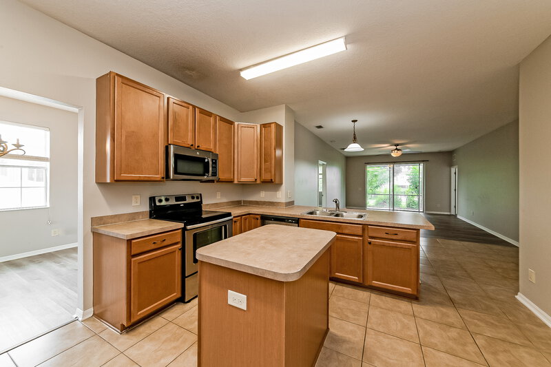 2,665/Mo, 9011 40th Ct E Parrish, FL 34219 Kitchen View
