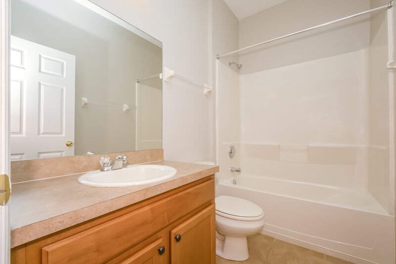 2,720/Mo, 9011 40th Ct E Parrish, FL 34219 Bathroom View