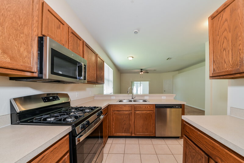 3,010/Mo, 14338 Tree Swallow Way Lakewood Ranch, FL 34202 Kitchen View