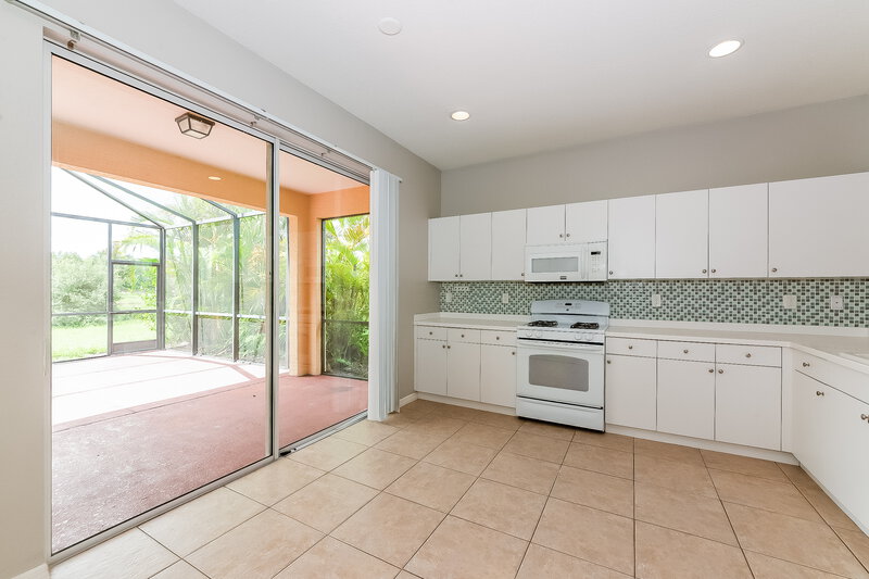 2,715/Mo, 11126 Battery Park Pl Bradenton, FL 34211 Kitchen View 3