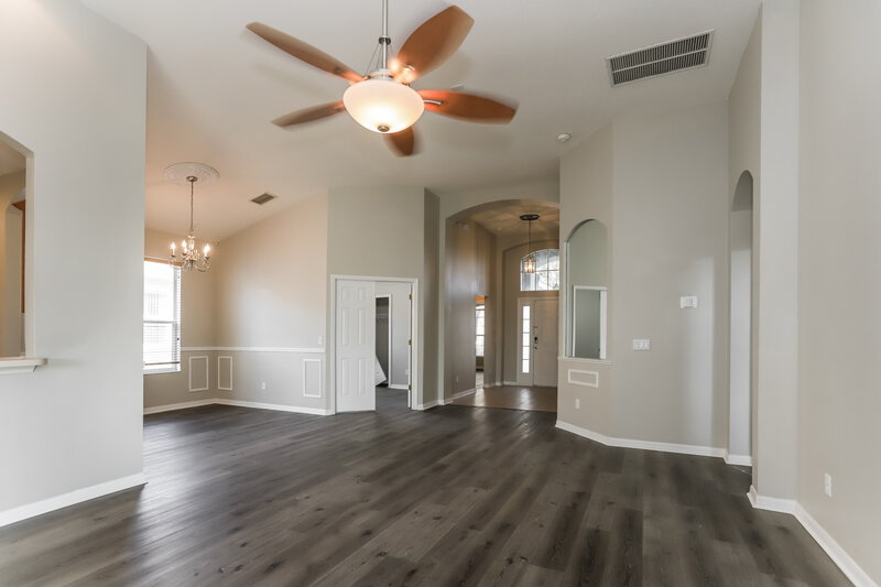 2,135/Mo, 4127 101st Ave E Parrish, FL 34219 Living Room View