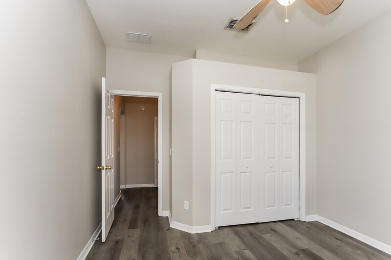 2,135/Mo, 4127 101st Ave E Parrish, FL 34219 Bedroom View