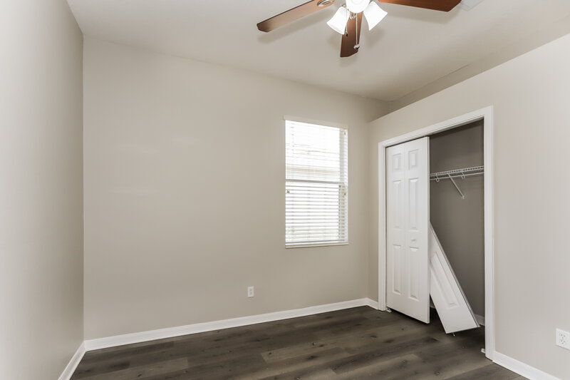 2,135/Mo, 4127 101st Ave E Parrish, FL 34219 Bedroom View 2